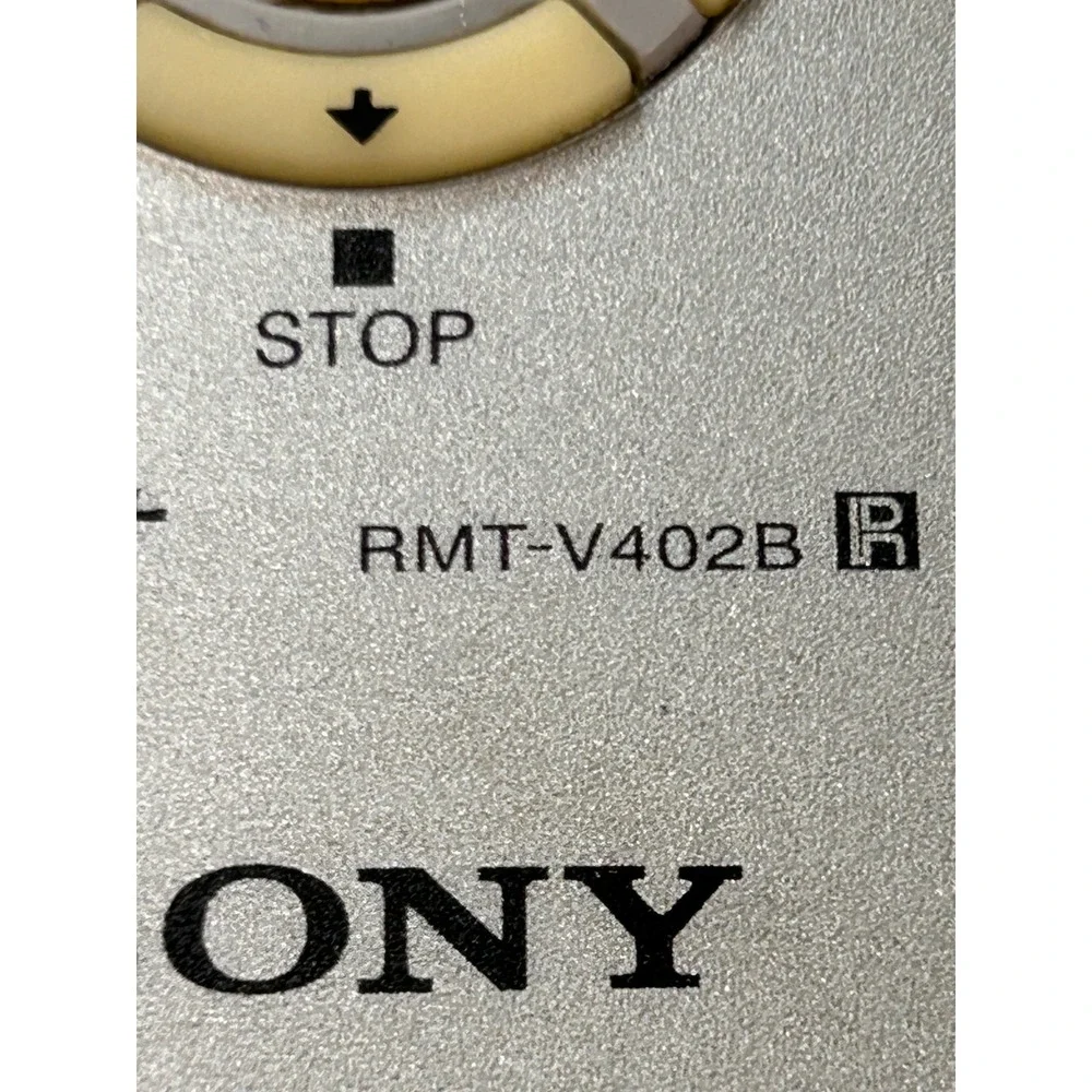 Sony rmt v402b